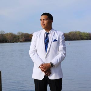 Meet your Posher, Eli